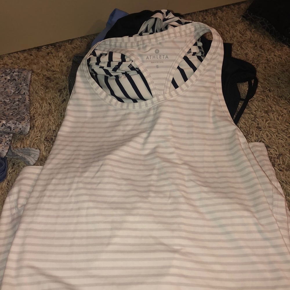 Used Athleta shirt in great condition size s